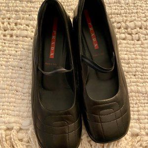PRADA shoes in size 37.5